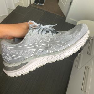 ASICS Gel-Cumulus 23 women’s